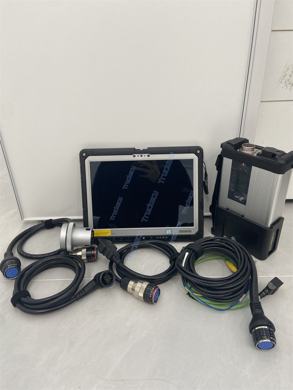 Auto Repair Shop Diagnostics - Chip Asli MB SD Connect C5
